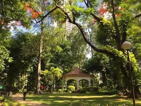 Coastal In Kl Tower Serviced Residences, Greenbelt, Makati! Maximum Capacity 5 Pax! *