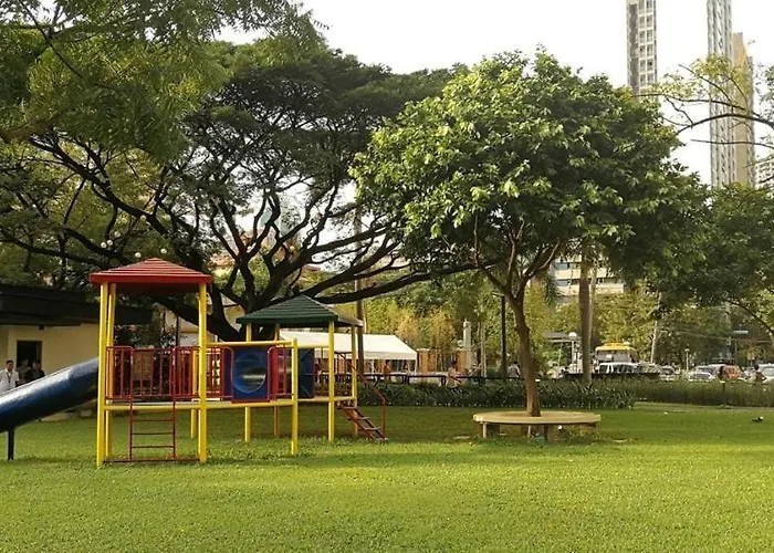 Apartment Coastal In Kl Tower Serviced Residences, Greenbelt, Makati! Maximum Capacity 5 Pax! Manila
